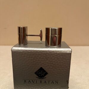 New RAVI RATAN Working USB
Cufflinks 4Gb Flash Drive silver color